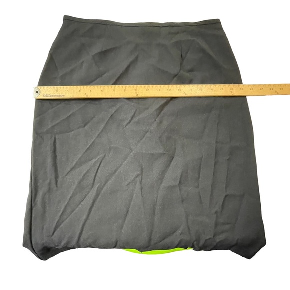 Black polyester skirt size 8 - Picture 10 of 12